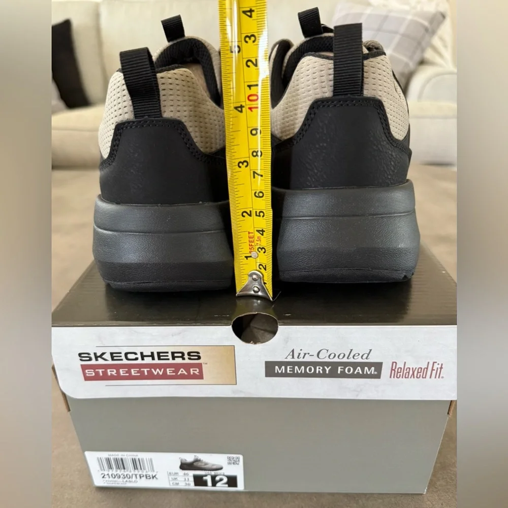 NIB/NWT Men’s Skechers Black and Taupe Walking Sneakers. - Picture 10 of 16